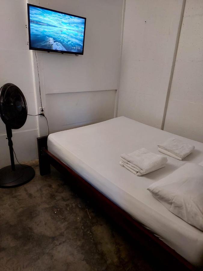 Апарт отель Cabinas Playa Bandera Паррита Экстерьер фото